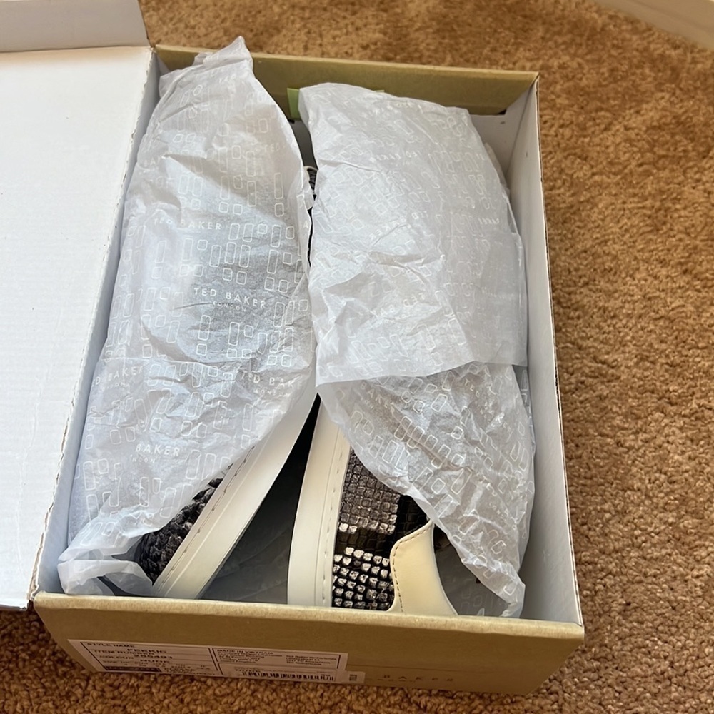 NWT Ted Baker snakeskin pattern tennis shoes - Picture 7 of 9